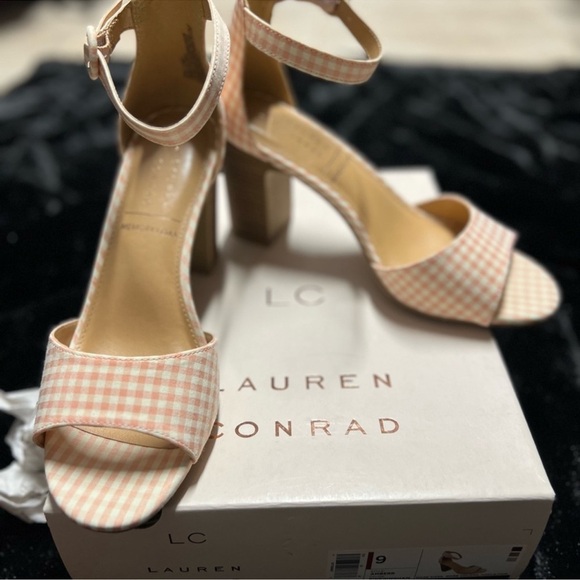 🖤💕NEW IN BOX- LC Lauren Conrad Amberr Women's Block Heel Sandals SZ 9 1/2💕🖤 - Picture 7 of 9